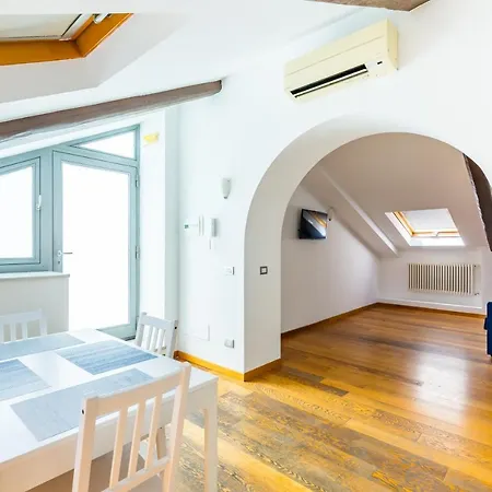 Attico Al Duomo By Napoliapartments Apartment