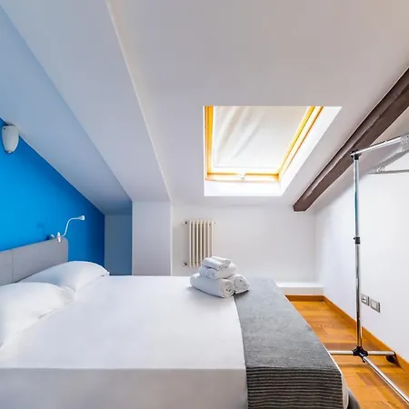 Attico Al Duomo By Napoliapartments * Naples
