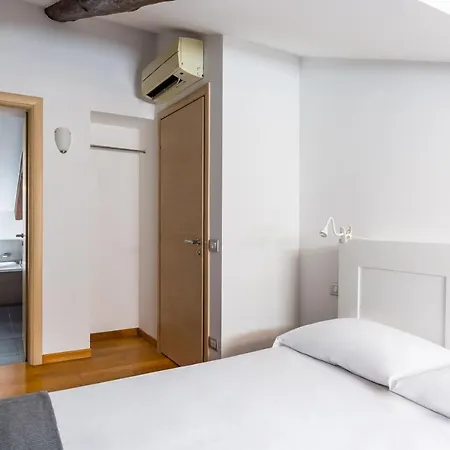 Attico Al Duomo By Napoliapartments Naples